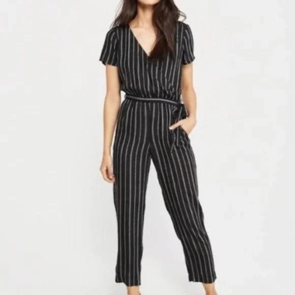 Abercrombie Fitch Black White Striped 